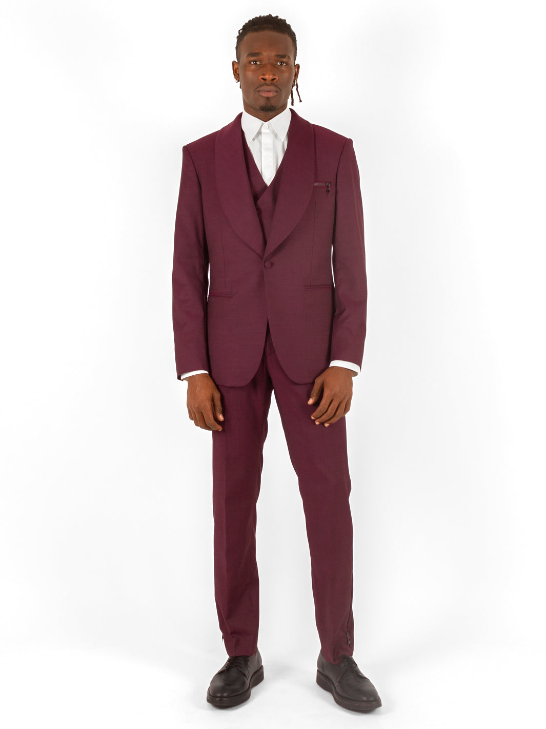 BURGUNDY THREE-PIECE SUIT